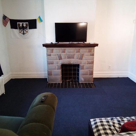 A Cozy Bedroom For You To Relax Pittsburgh Esterno foto